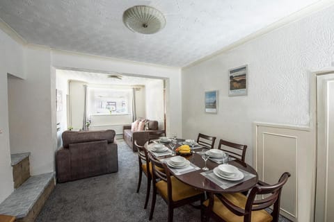 Swansea Cosy Stay House in Swansea