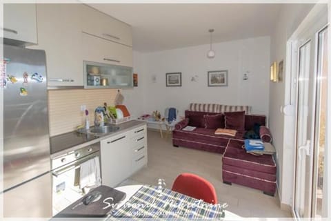 Kitchen or kitchenette, Living room, Seating area