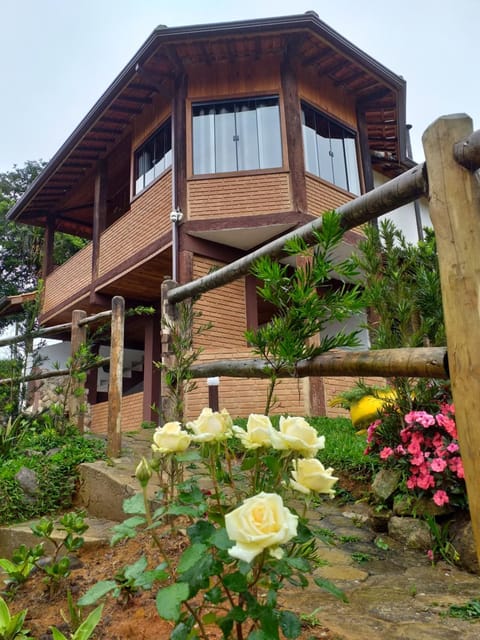 Chale El Shaday Bed and Breakfast in Visconde de Mauá