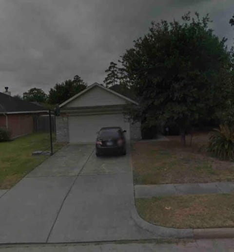 Cozy Pet-Friendly Home- Huge Spring Discounts Apartment in Houston