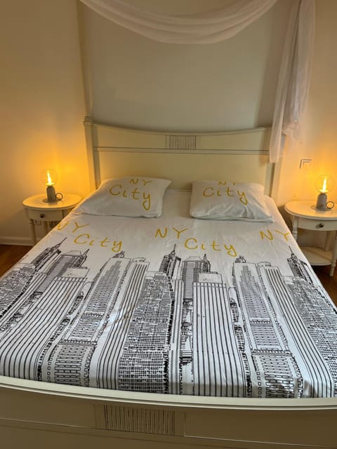 Cottage avec terrasse Domaine golf de Limère prox Orléans Apartment in Orléans