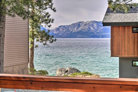 Deck and Beach Access Lake Tahoe Shoreside Retreat! House in Round Hill Village