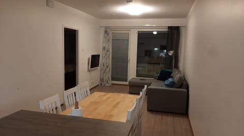 TV and multimedia, Seating area