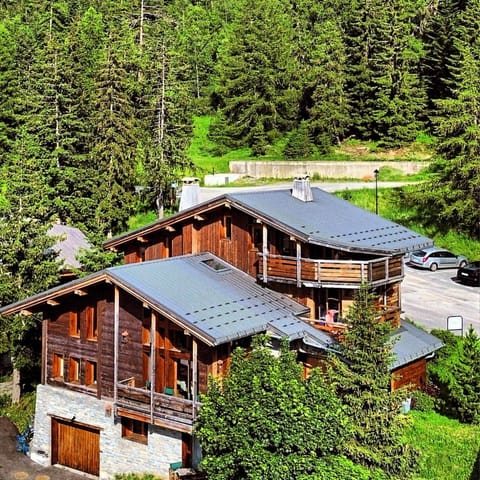 Property building, View (from property/room)