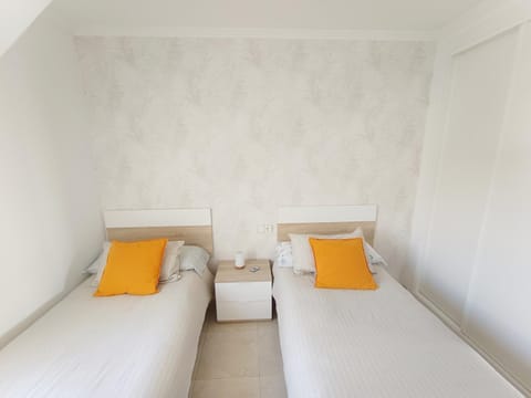 Precioso ático con vistas a pie de playa Apartment in Sanxenxo