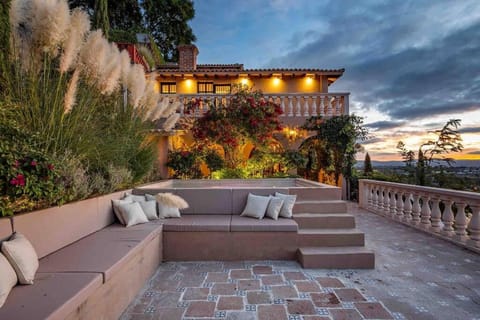 Property building, Patio, Garden, View (from property/room), Balcony/Terrace, City view, Pool view, Swimming pool