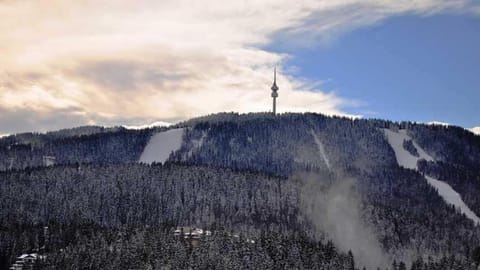 Тайната квартира - The Secret apartment Apartment in Decentralized Administration of Macedonia and Thrace