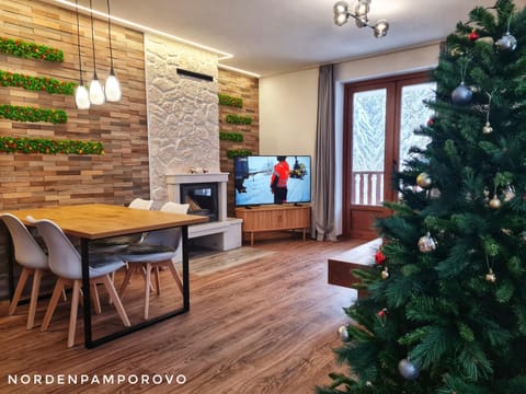 TV and multimedia, Balcony/Terrace, Living room, Dining area