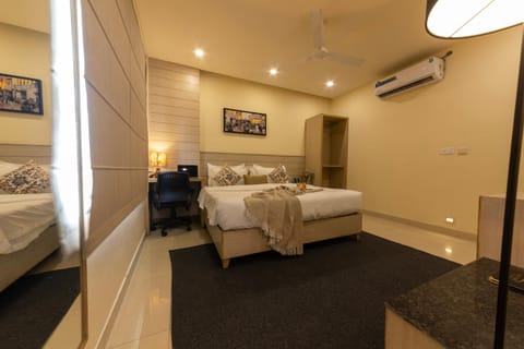 Photo of the whole room