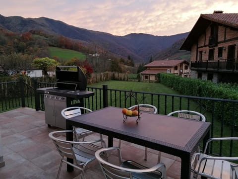 Natural landscape, BBQ facilities, BBQ facilities, Garden, Garden, View (from property/room), Balcony/Terrace, Dining area, Garden view, Garden view, Mountain view