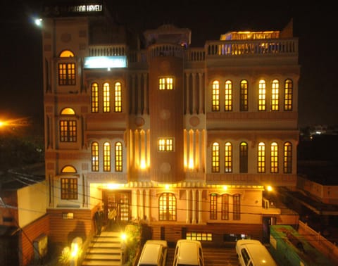 Property building, Facade/entrance