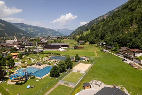 Property building, Swimming pool