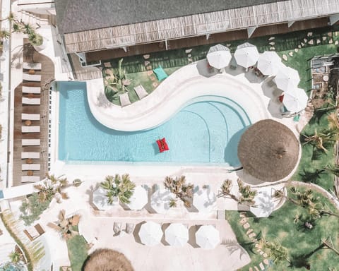 Pool view, Swimming pool