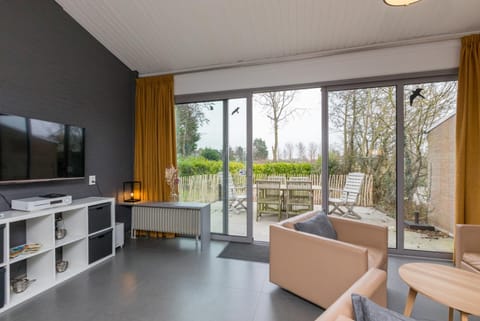 Welcome in - Vakantiewoning met ruime tuin en strand op loopafstand I Lepelblad 7, Nieuwvliet House in Zeeland, Netherlands