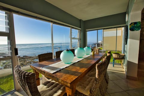 Dining area, Sea view