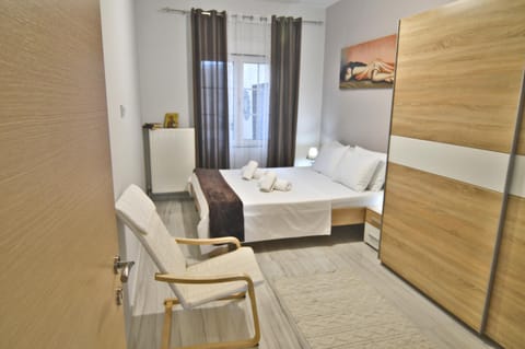 Bed, Photo of the whole room, Bedroom, wardrobe