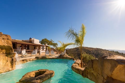 Property building, Swimming pool