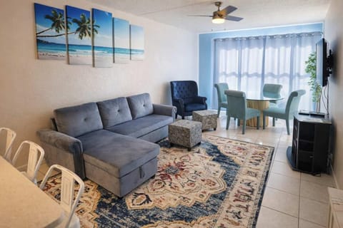 Beach Access Condo with Pool, Hot Tub Area & BBQ - Gulfview I - unit 213 Apartment in South Padre Island