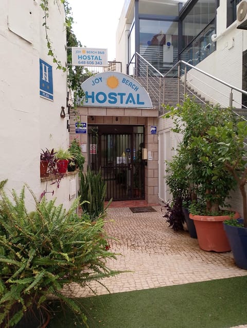 Property building, Day, Text overlay, Street view