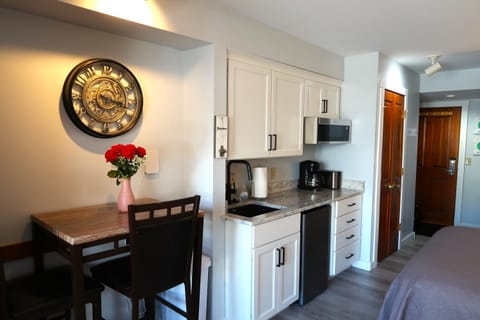 Snowshoe Mountain Studio! Renovated! Apartment in Snowshoe