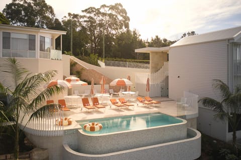 Property building, Swimming pool