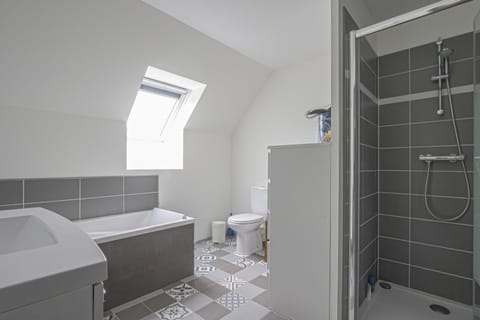 The house of chestnut trees private parking House in Bayeux