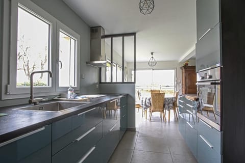 The house of chestnut trees private parking House in Bayeux