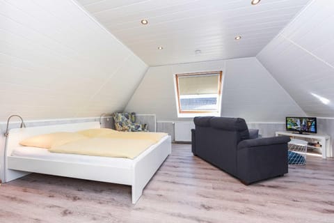 Living room, Photo of the whole room