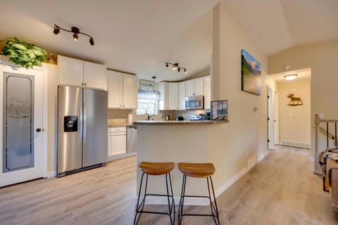 Comforting Woodland Park Home with Fire Pit! House in Woodland Park