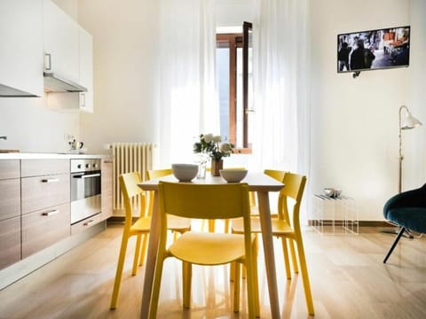 Kitchen or kitchenette, Living room, Dining area