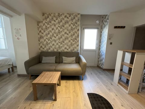 Le Cocon - studio Centre ville tout équipé Apartment in Bourges