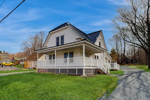 Property building, Day, Garden view