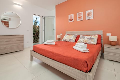 Living room, Bedroom