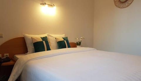 Hôtel La Charbonnade Hotel in Luxembourg District, Luxembourg