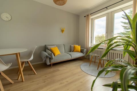View (from property/room), Seating area, Dining area