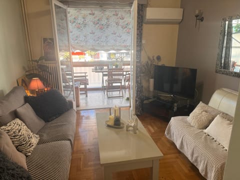 Kouklospito Cozy City Apartment in Kallithea Athens Apartment in Kallithea