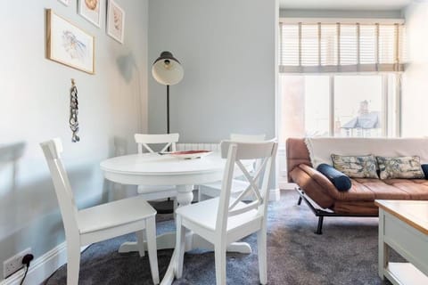 Beach Retreat Apartment in Lytham St Annes