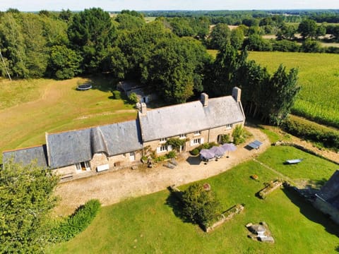 Patio, Spring, Day, Natural landscape, Bird's eye view, Garden, View (from property/room), On site, Garden view, Time of day