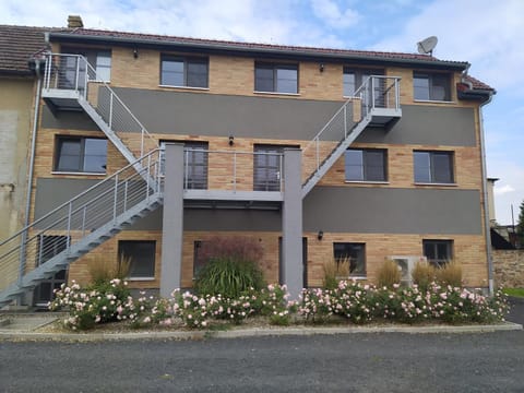 Property building, Garden view