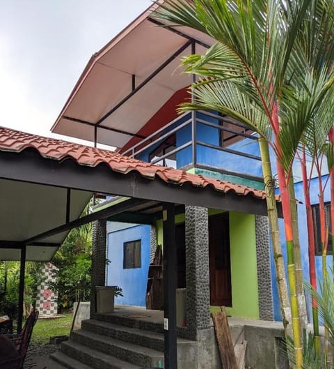 Property building, Patio, Facade/entrance