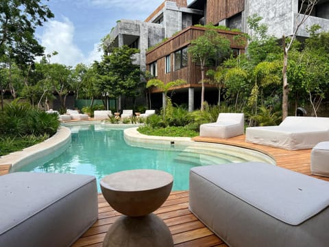 Swimming pool