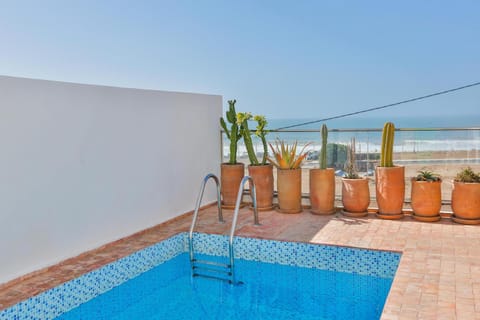 Sea view, Swimming pool