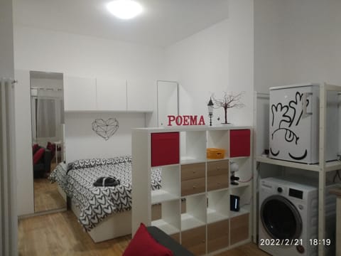 Poema Apartment Apartment in Bologna