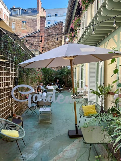 Property building, Patio