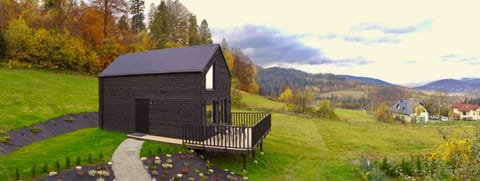 Property building, Garden, View (from property/room), Balcony/Terrace, Garden view, Mountain view