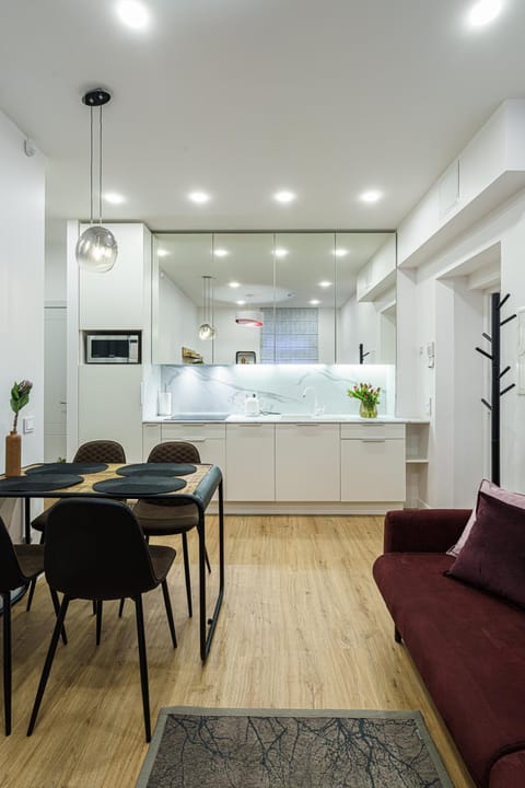 Kitchen or kitchenette, Living room, Dining area