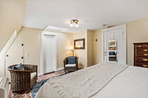 Marshall Slocum Inn Hotel in Newport