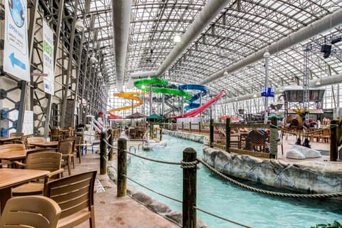 The Queens Slopeside Hideaway Apartment in Jay