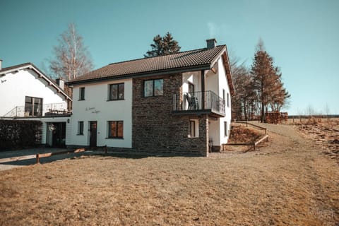 Le Brocard des Fagnes - 15 pers Malmedy Chalet in Wallonia, Belgium
