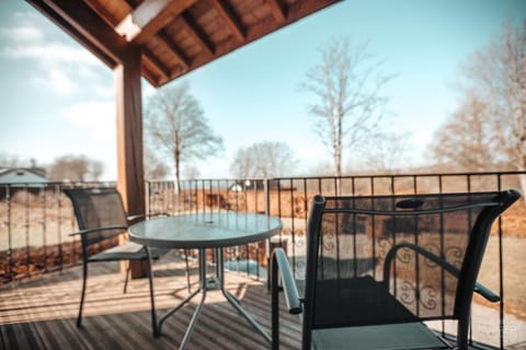 View (from property/room), Balcony/Terrace